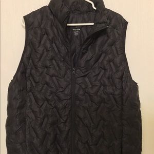 Tangerine Light Weight Puffy Vest Black size XXL